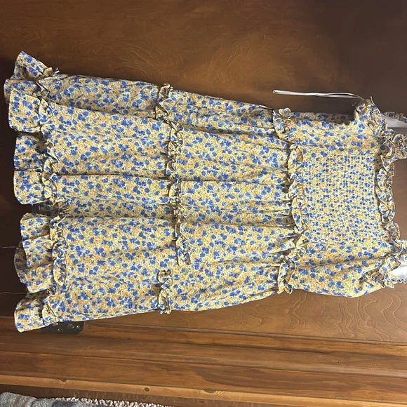 Free the roses dress​ - Picture 5 of 9